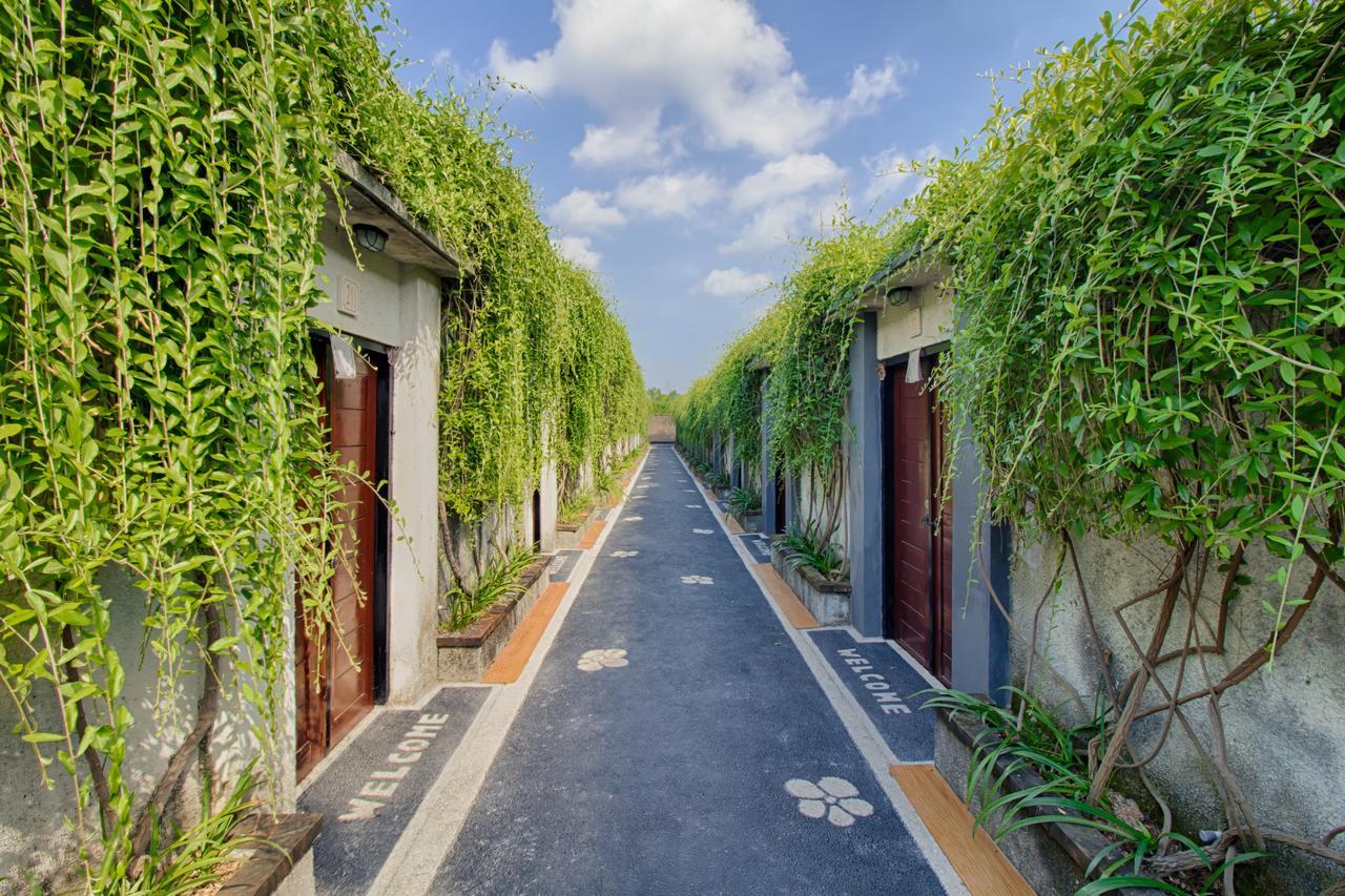 The Yogasari Seminyak Hotel Exterior photo